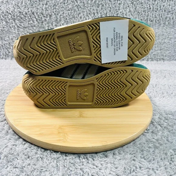 Adidas Country OG W Shoes Womens 9.5 Green Cow Fur Sneakers Originals JQ0544
